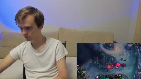 Yue Lang and Samm online show from December 2025 07:12:02 PM