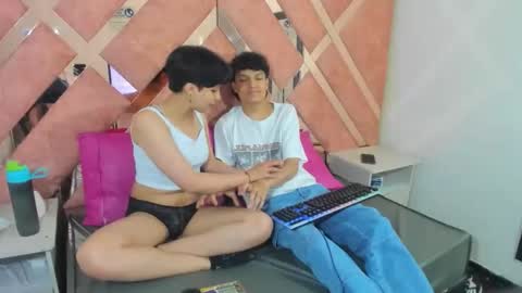 Yui  Rin online show from November 2025 02:14:02 AM