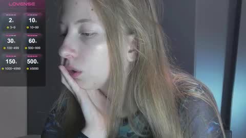 yuki_bloom online show from October 2025 07:41:01 AM