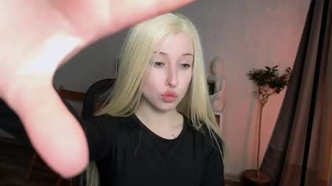 Misa online show from March 2026 05:40:02 PM