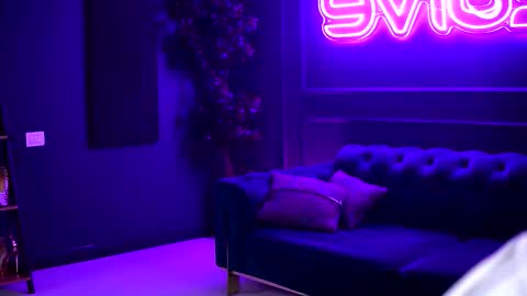 Yulia online show from November 2025 08:11:02 PM