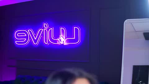 Yulia online show from November 2025 09:14:01 PM