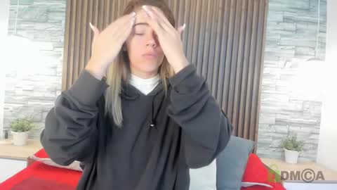 Snapshot of yulievans chatting on January 2025 02:08:02 PM yulievans online show from January 2025 02:08:02 PM