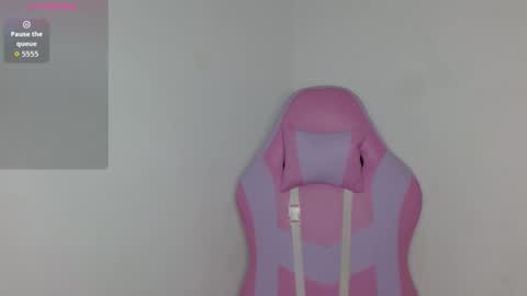 Yuli and SaraIndependent model online show from December 2025 03:44:01 AM