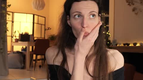 Snapshot of yulladao chatting on December 2024 04:20:01 PM yulla dao online show from December 2024 04:20:01 PM
