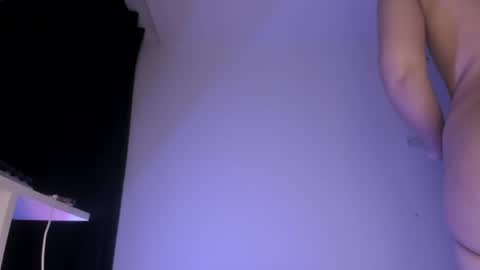 yulxx online show from May 2026 01:47:02 AM