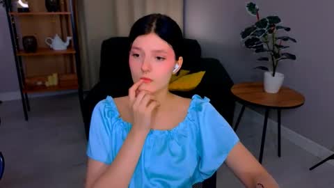 Yumi online show from March 2026 01:59:01 PM