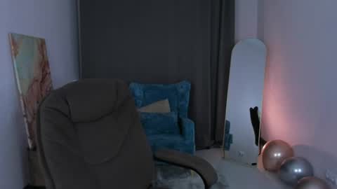 Snapshot of yummy_lamii chatting on June 2026 05:12:01 AM Cindey online show from June 2026 05:12:01 AM