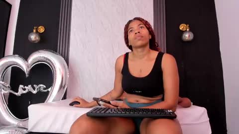 Snapshot of yummyduo chatting on May 2026 12:10:02 PM Yummyduo online show from May 2026 12:10:02 PM