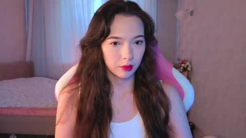 Snapshot of yuna_sunshy chatting on May 2026 02:17:01 AM Yuna online show from May 2026 02:17:01 AM