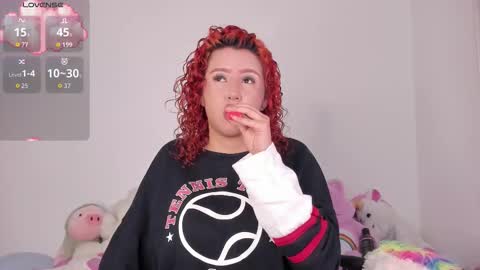 yunahott_ online show from November 2025 04:55:01 AM