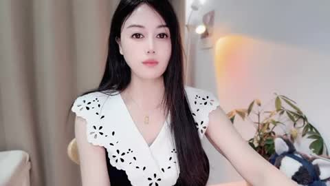 Snapshot of yuner0715 chatting on May 2026 02:57:01 PM YunEr online show from May 2026 02:57:01 PM