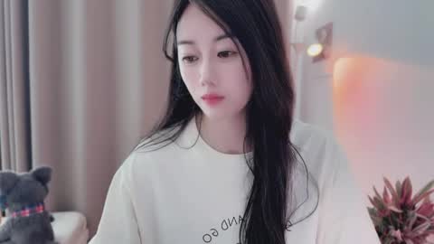 Snapshot of yuner0715 chatting on May 2026 04:06:01 AM YunEr online show from May 2026 04:06:01 AM