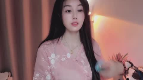Snapshot of yuner0715 chatting on May 2026 03:04:02 AM YunEr online show from May 2026 03:04:02 AM