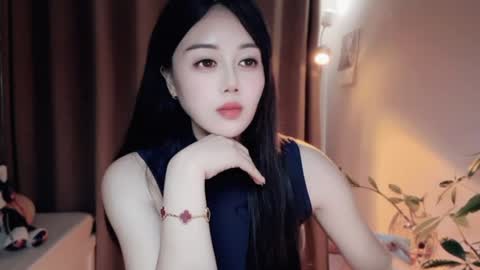 YunEr online show from June 2026 08:15:01 AM
