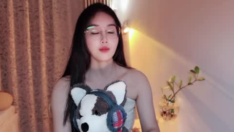 YunEr online show from July 2026 03:27:02 PM