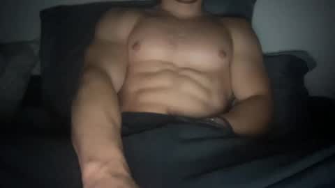 Snapshot of yungbull06 chatting on September 2025 03:06:02 AM Yung Bull online show from September 2025 03:06:02 AM