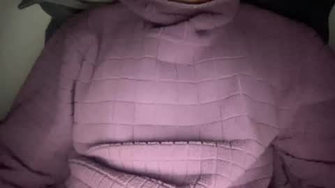 Snapshot of yungbull06 chatting on September 2025 03:23:02 AM Yung Bull online show from September 2025 03:23:02 AM