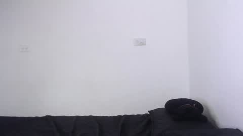 Snapshot of yungelitamor_ chatting on January 2025 07:46:02 AM ELITA online show from January 2025 07:46:02 AM