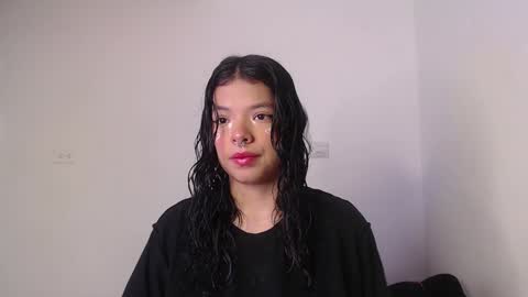 Snapshot of yungelitamor_ chatting on January 2025 05:00:01 AM ELITA online show from January 2025 05:00:01 AM