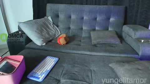 Snapshot of yungelitamor_ chatting on November 2025 05:06:01 AM ELITA online show from November 2025 05:06:01 AM