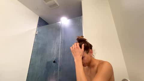 BbyTSSLut online show from October 2025 08:51:02 PM