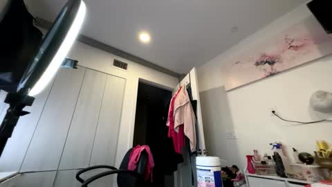 BbyTSSLut online show from March 2026 02:05:02 AM