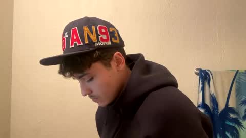 yungstudbev online show from January 2025 10:36:02 AM