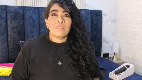 yunkeyc online show from November 2025 02:32:01 AM