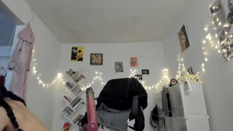 paola online show from December 2024 08:05:02 PM