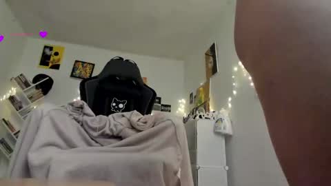 paola online show from March 2025 11:20:01 PM