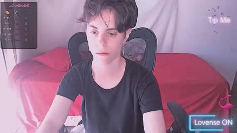 Yuyu online show from November 2025 06:20:01 PM