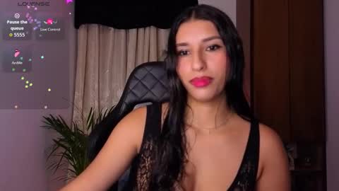 yuzii Im new to these pages so I hope you guys are kind to me. online show from March 2026 12:17:02 AM