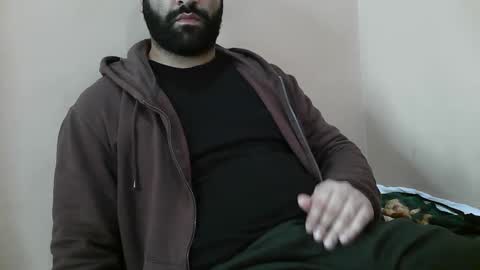 Snapshot of yxxtxxdentyk chatting on December 2024 05:37:01 AM Bi BearXXX online show from December 2024 05:37:01 AM