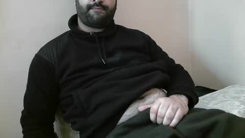 Snapshot of yxxtxxdentyk chatting on January 2025 05:19:02 AM Bi BearXXX online show from January 2025 05:19:02 AM