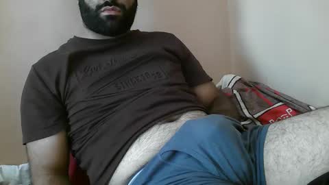 Snapshot of yxxtxxdentyk chatting on October 2025 05:15:01 AM Bi BearXXX online show from October 2025 05:15:01 AM