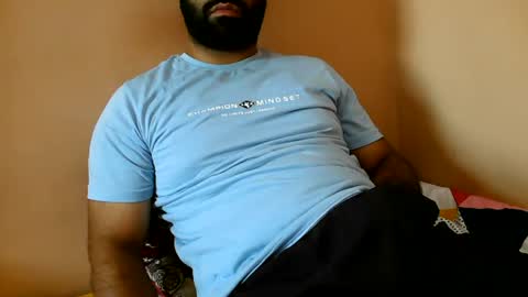 Snapshot of yxxtxxdentyk chatting on July 2026 05:00:02 AM Bi BearXXX online show from July 2026 05:00:02 AM