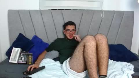 Zack  online show from October 2025 06:26:02 AM