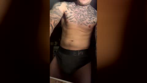 Snapshot of zachmurphbigboy chatting on February 2026 04:10:02 AM zachmurphbigboy online show from February 2026 04:10:02 AM