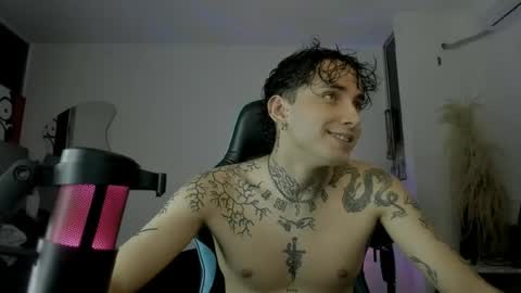 zack_tattoo online show from August 2026 12:34:02 AM