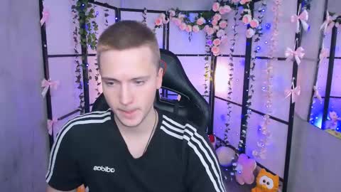 Zack online show from March 2025 12:17:01 PM