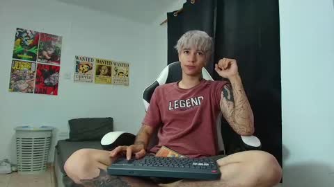 Snapshot of zacktk7 chatting on March 2025 04:00:02 PM zack online show from March 2025 04:00:02 PM