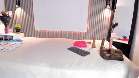 zafira online show from October 2025 12:05:01 PM