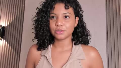 zafira online show from December 2025 03:41:01 PM