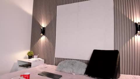 zafira online show from January 2026 03:47:01 PM