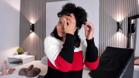 zafira online show from January 2026 12:32:01 PM