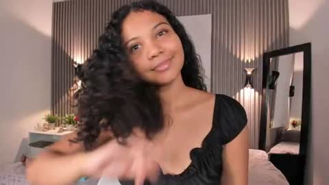 Snapshot of zafiiraa chatting on June 2026 03:41:02 AM zafira online show from June 2026 03:41:02 AM