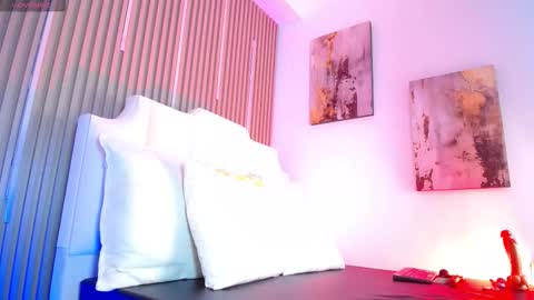 Zafiro online show from March 2026 05:00:02 AM