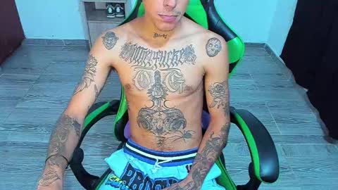 BiG Zafiro online show from March 2026 01:16:01 PM