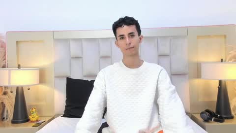 zahir_ashar online show from April 2026 11:37:02 PM